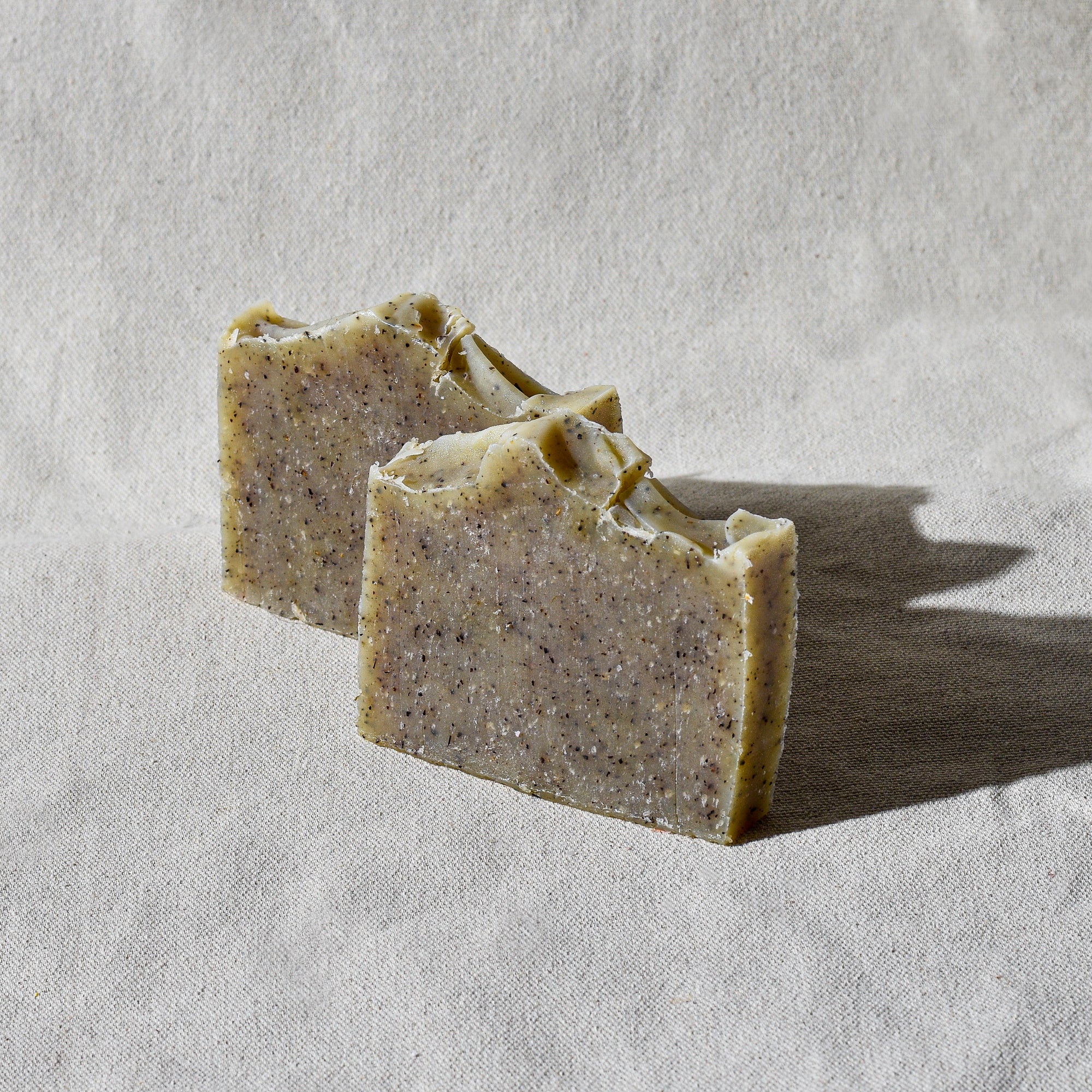 GREEN TEA & TURMERIC (110 GM)